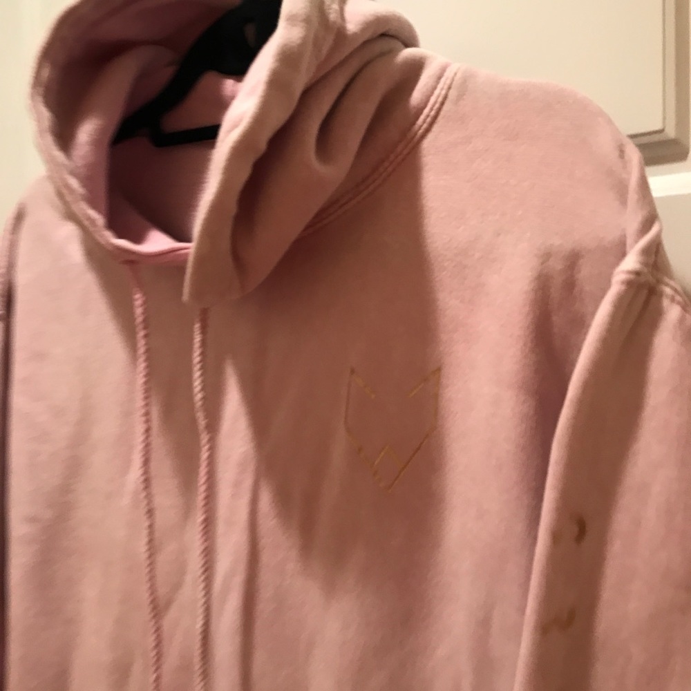 Women’s Size M Sweatshirt - Picture 2 of 7